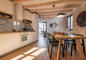 Awesome home in Bale with WiFi