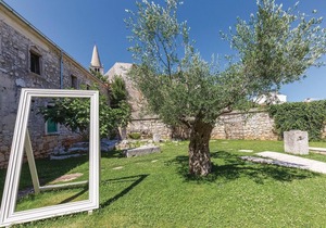 Awesome home in Bale with WiFi