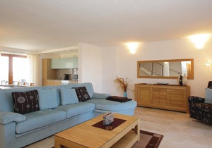 Awesome home in Baredine with WiFi