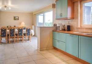 Awesome home in Büllingen with WiFi