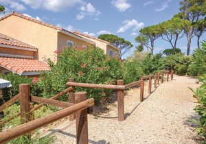 Awesome home in Calvisson with 1 Bedrooms and Outdoor swimming pool