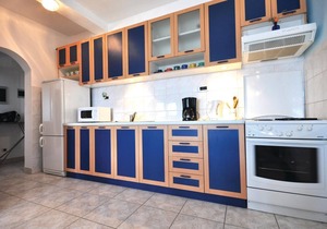 Awesome home in Lokva Rogoznica