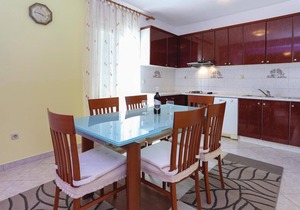 Awesome home in Kastel Novi with WiFi