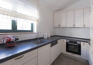 Awesome home in Klek with WiFi
