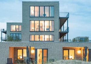 Awesome Home In Lembruchdümmer See