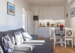 Awesome home in Peroj with WiFi