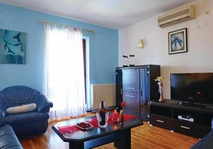 Awesome Home In Vinez With House A Panoramic View