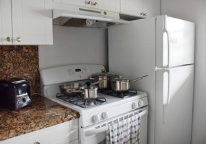 Awesome Key Biscayne Getaway! 2 Great Rooms, Beach Access, Pool, Free Parking