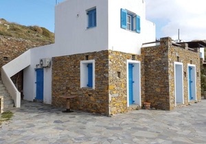 Awesome traditional maisonette house-Kythnos