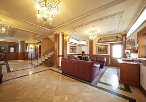 Azade Hotel