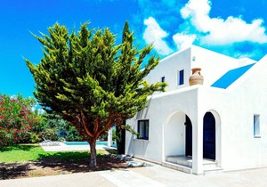 Azzurro Holiday Villas Πέγεια
