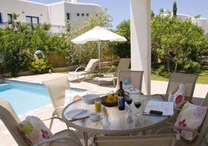 Azzurro Holiday Villas