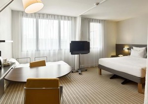 B&B HOTEL Vélizy Est