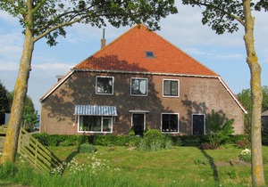 B&B in traditional Dutch farmhouse