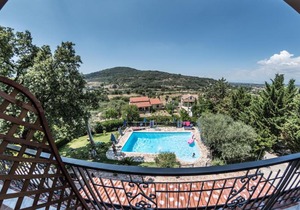 B&b La Mortella With Pool