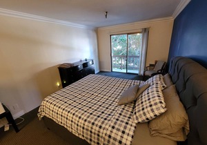 (B08) Deluxe Hotel Style Unit