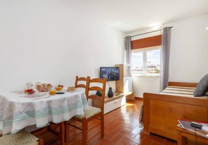 B14 - Heart of Old Town Apartment