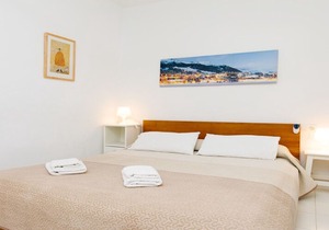BA Suite (2 double rooms)