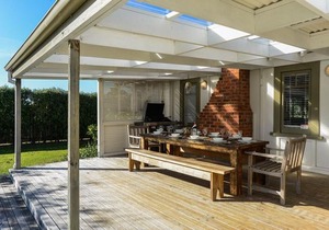 Bach No 40 - Waimarama Holiday Home