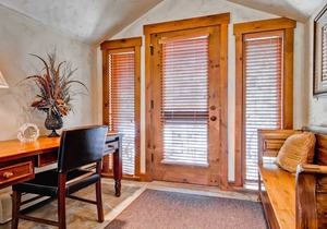 Bachelor Gulch/Beaver Creek Private Home Ski in/Walk Out Ritz Access