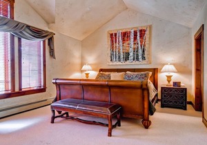 Bachelor Gulch/Beaver Creek Private Home Ski in/Walk Out Ritz Access