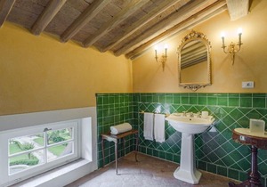 Badia Cantignano Villa Sleeps 22 with Pool Air Con and WiFi