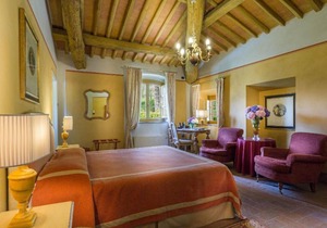 Badia Cantignano Villa Sleeps 12 with Pool Air Con and WiFi
