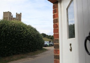Bailey Cottage - Two Bedroom House, Sleeps 3