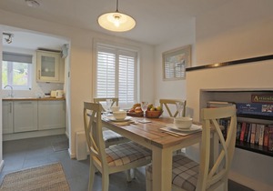 Bailey Cottage - Two Bedroom House, Sleeps 3