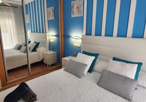 BAJO en PRIMERA LÍNEA de VERA-PLAYA con piscina privada!