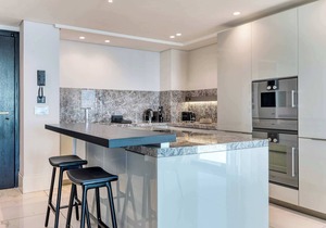 Bantry Bay Allure - Luxury Apt with the best views