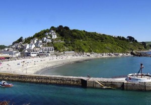 Barn Owl, 6 miles to Looe & dog friendly Seaton Beach, country retreat (1 BR)