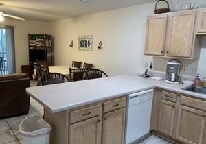 Barrier Dunes Poolside, 3BR/3 BATH, 5 FEET FROM THE POOL AND PATH TO THE BEACH