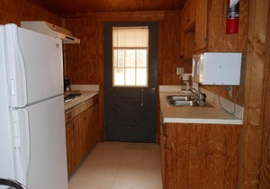 Bay Landing Camping Resort Deluxe Cabin 27