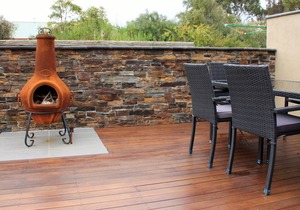 BAY OF FIRES VISTA Boutique Accommodation at Binalong Bay - indoor spa bath
