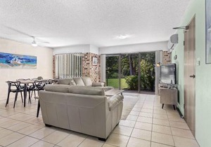 Bay Parklands Unit 38 2 Gowrie Avenue