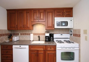 BAY SIDE CAPE IN DESIRABLE SURF CITY (LBI) - 4 BEDROOM – 2 BATH WITH PRIVATE.