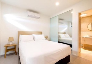 Bay View 2-Bedroom Apartment with BBQ