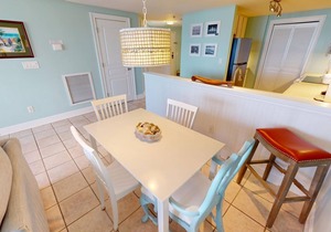 Bay View Villas 308 - Water Front - FREE Wi-Fi - Pool