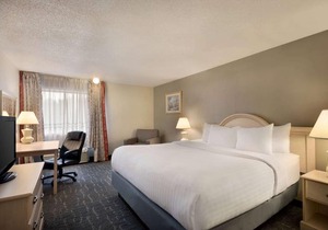 Baymont by Wyndham Des Moines North