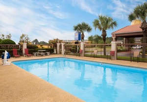 Baymont by Wyndham Mobile Tillmans Corner