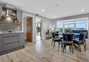 Bayview Downings - Luxury 3 Bedroom Grd Floor Apt