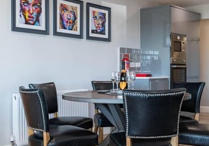 Bayview Downings - Luxury 3 Bedroom Grd Floor Apt