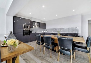 Bayview Downings - Luxury 4 Bedroom Penthouse