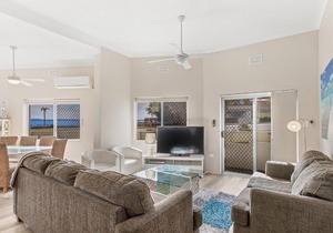 Bayview Towers Unit 13 Victoria Parade 15