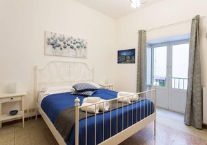 BB4U Apartments and Terrace - White