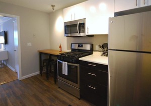 (BC2bI) Insurance Relocation? We Offer Stress Free and Flexible Stays.