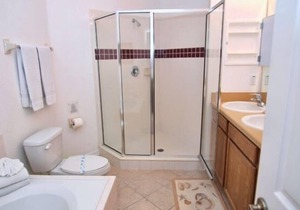 Be Charmed by this Beautiful Family Villa!!! Vizcay, Davenport 4BR / 3.5BA