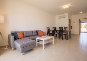 Beach Apartment with Pool in Porto de Mos, Lagos