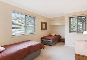 Beach Breakers Apartment - Stunning Views